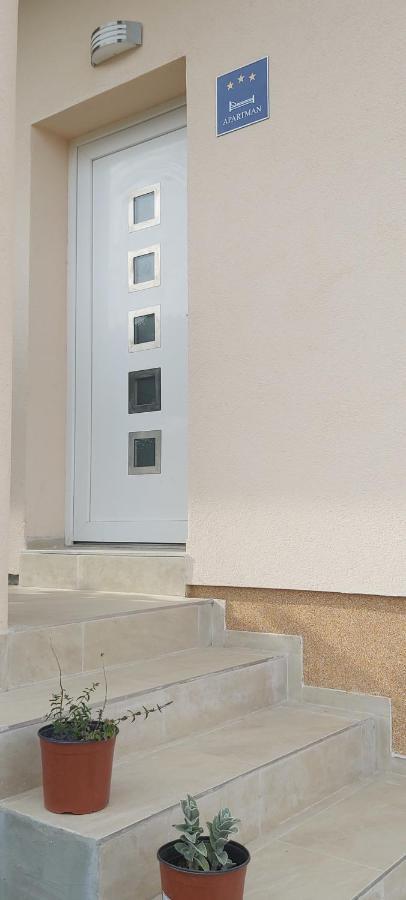 Apartment Angela Sibenik Exterior photo